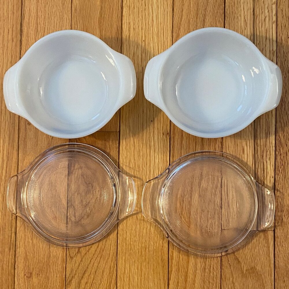 Vintage Milk GLASS Anchor Hocking Fire King Blue Cornflower 2 Bowls 120z w/lids - Picture 7 of 15